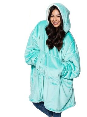 THE COMFY Original Quarter Zip Oversized Wearable Blanket In Aqua